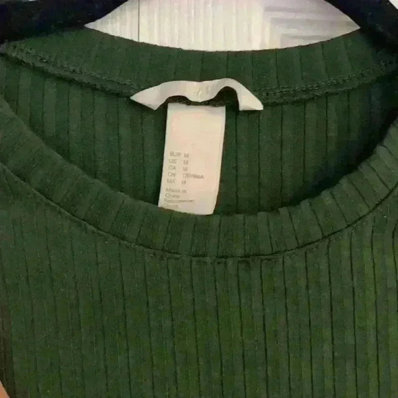 Green H&M dress. - Picture 3 of 5